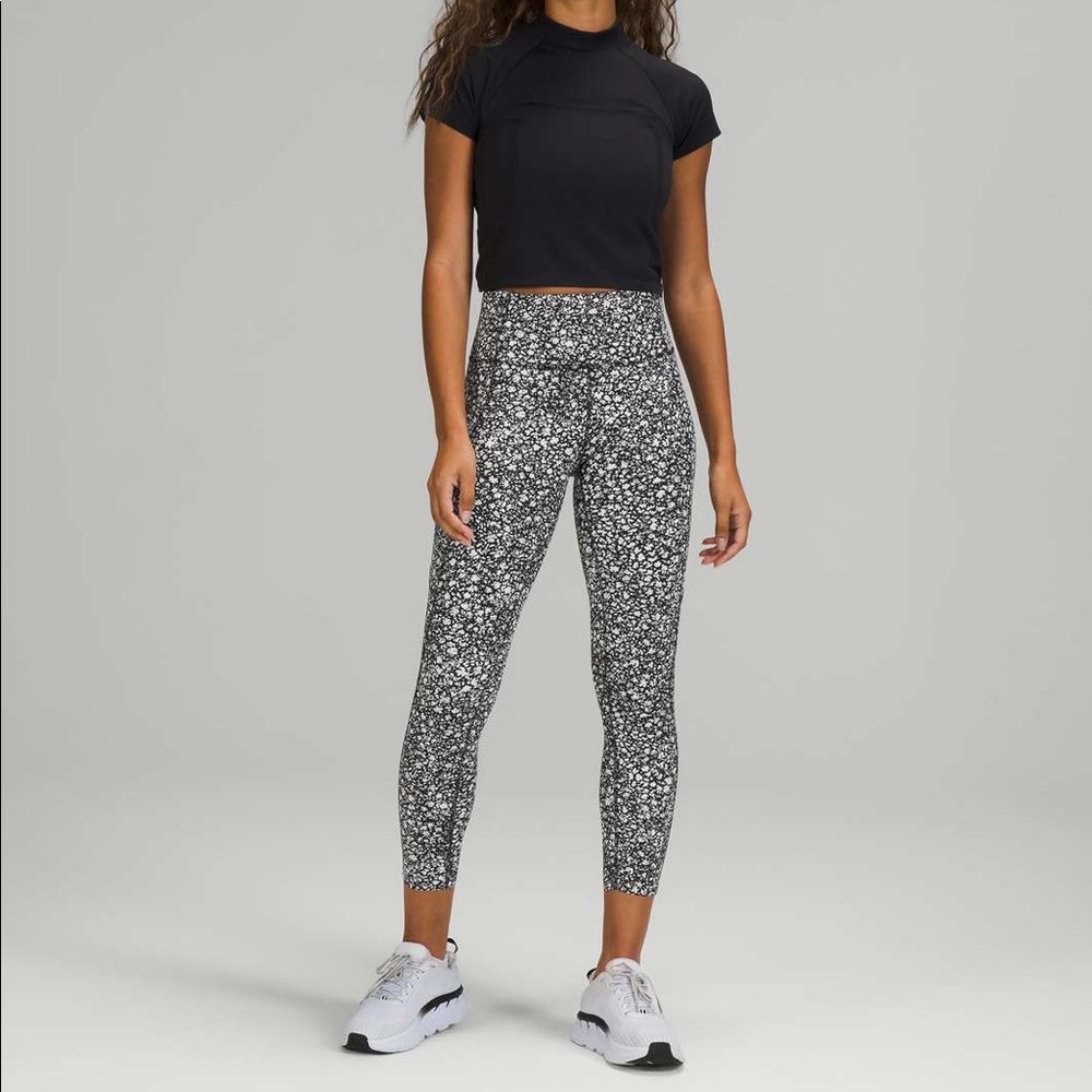 Lululemon Fast and Free High Rise 25”
